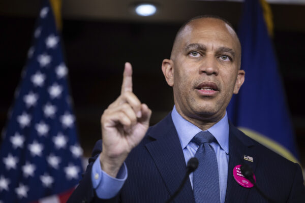Democrats face an increasingly frustrated base over redistricting
